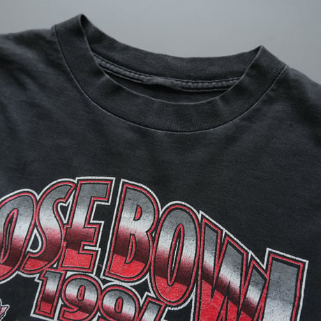90's old print tee / black