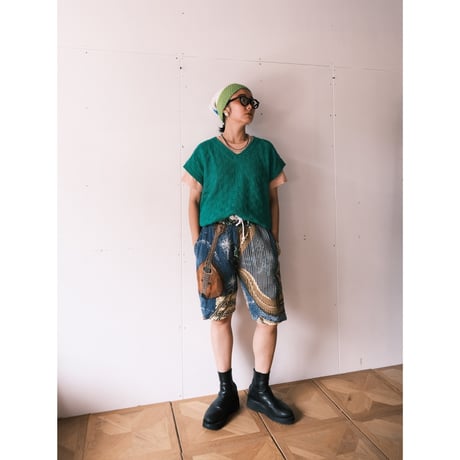 hand knit vest / green