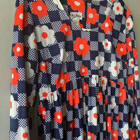 60-70s vintage / block check × flower print dress