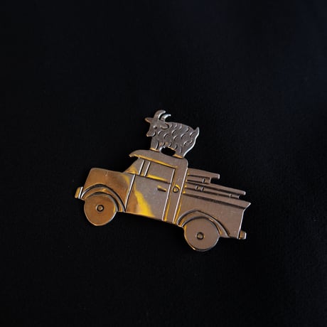 Indian jewelry / silver brooch "goat"