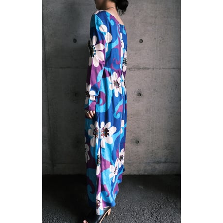 70s flower dress