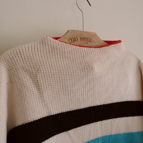 bottle neck line knit