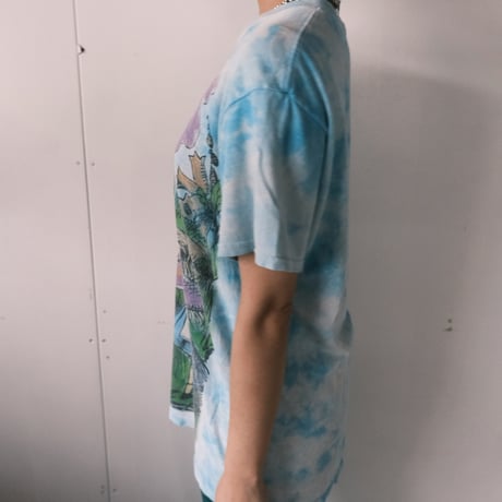 Alice's Adventures in Wonderland "caterpillar" tee