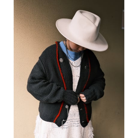chain button cardigan