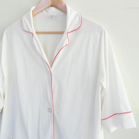 white long shirt