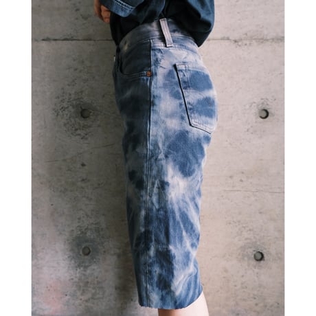 Levi’s / tie dye half denim pants