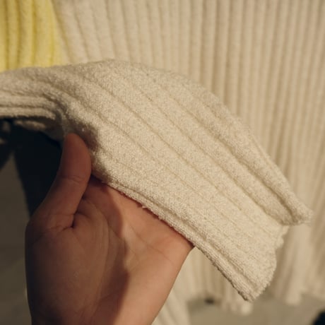 gizagiza knit / cream yellow × white