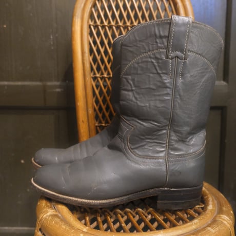 Justin / gray boots
