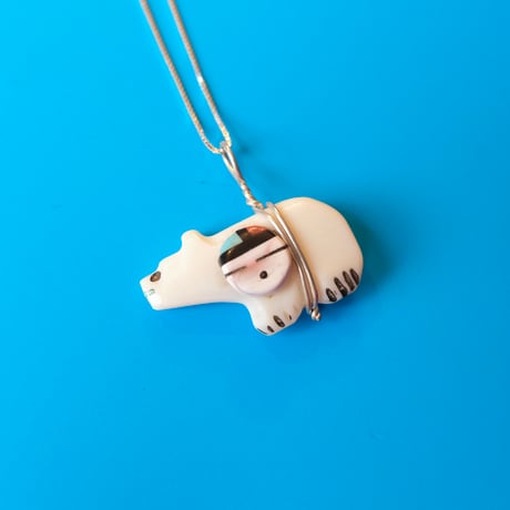 ZUNI / "bear" fetish necklace