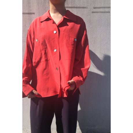 unknown / open collar silk shirt