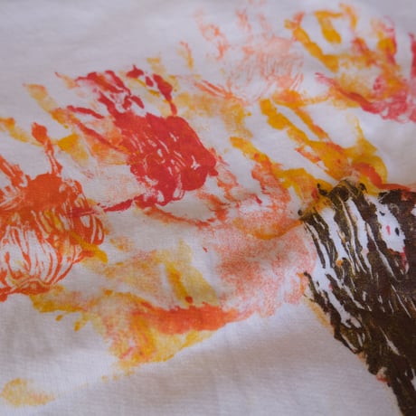 Hanes / hand paint "hand tree" sweat