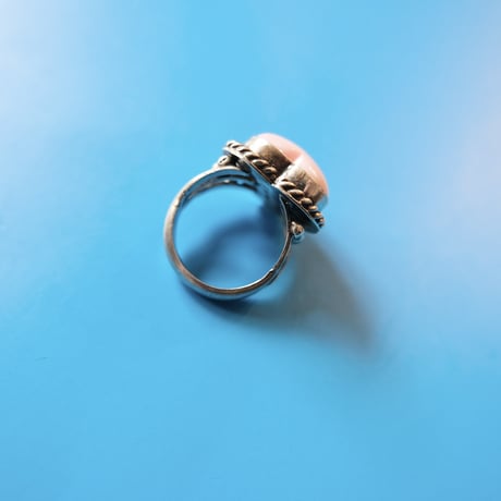 navajo / “heart” conch shell ring