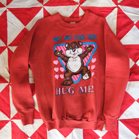 FRUIT OF THE LOOM "Hug Me!" bear sweat / made in usa