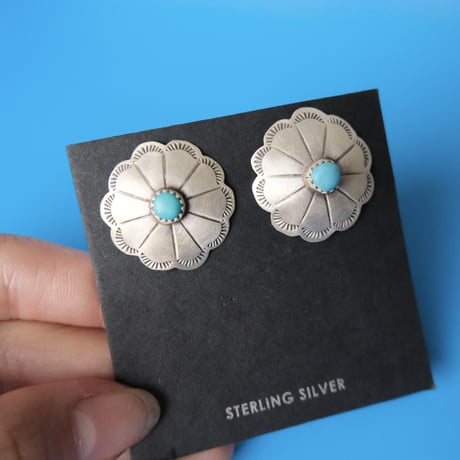 navajo / flower pierce