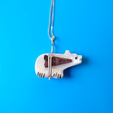 ZUNI / "bear" fetish necklace