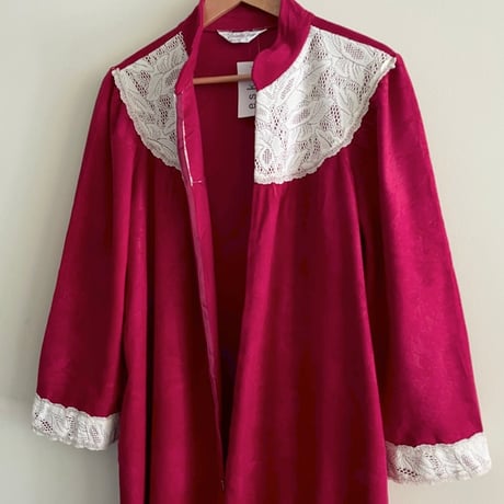 velours dress with lace