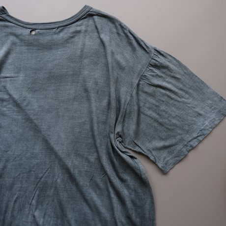 over dye tee / black