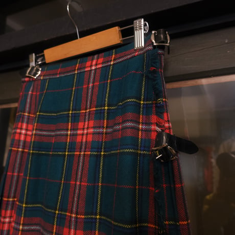 made in Scotland / wool check skirt
