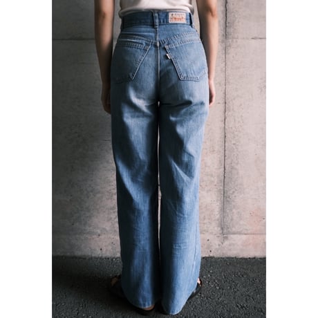 Levi's / denim pants