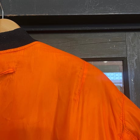 reversible / MA-1 type nylon jacket