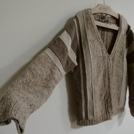 zip-up cardigan / beige