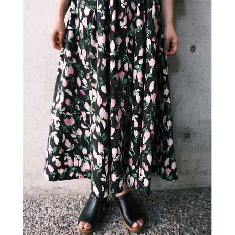 “MARNI” neck ribbon black×flower print dress