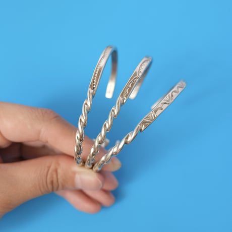 Navajo Elaine Tahe 12KGF ツイストワイヤーバングル Indian Jewelry『Navajo Elaine Tahe Twist Bangle』 – Reggieshop