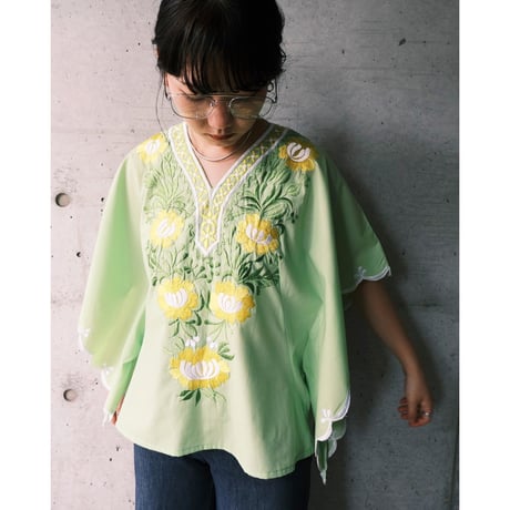 embroidery setup (tops×skirt) “light green”