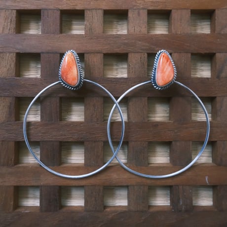 navajo"ElouiseKee" hoop pierce