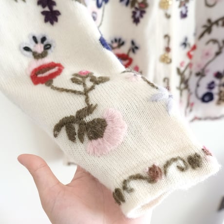 flower embroidery knit cardigan