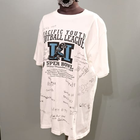 graffiti tee