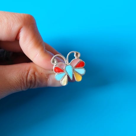 ZUNI / butterfly ring / vivid