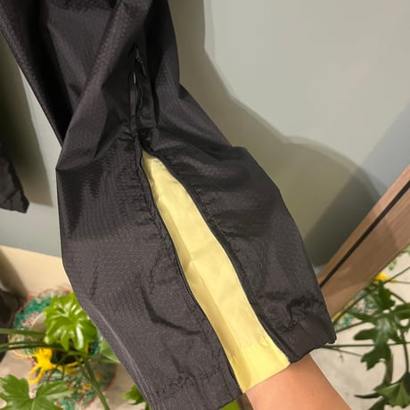 NIKE / nylon pants / cream yellow