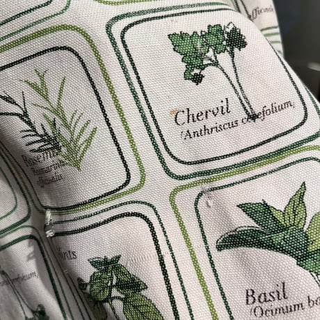 apron "plant"