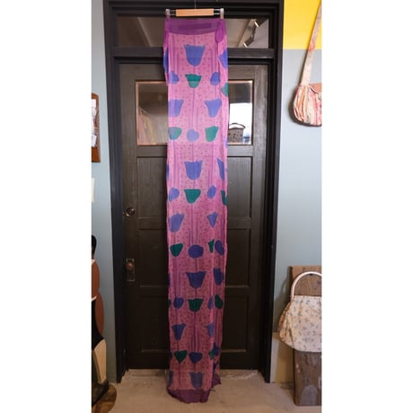 tulip (?) long scarf / made in France
