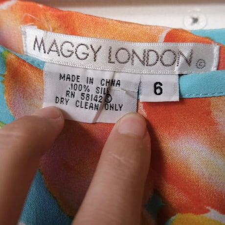 MAGGY LONDON / silk  flower dress