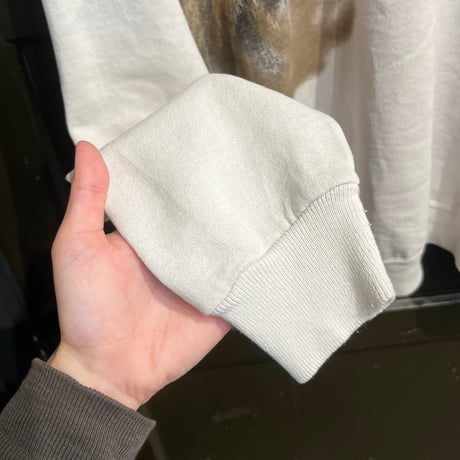 Hanes / "wolf" sweat