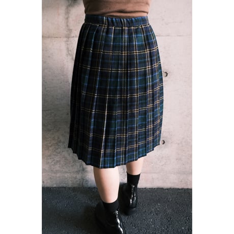 wool check skirt