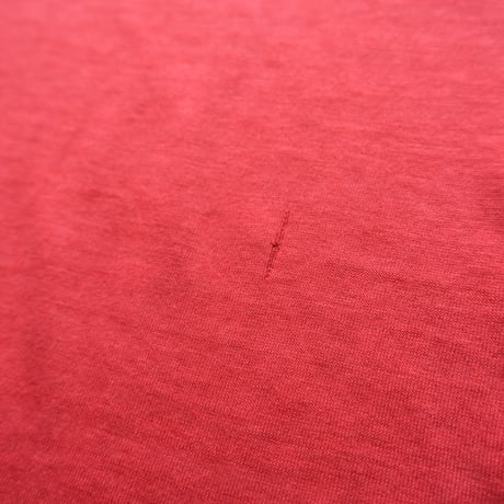 old print tee / red