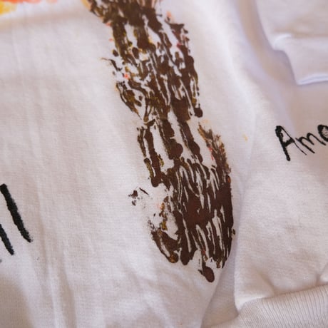 Hanes / hand paint "hand tree" sweat