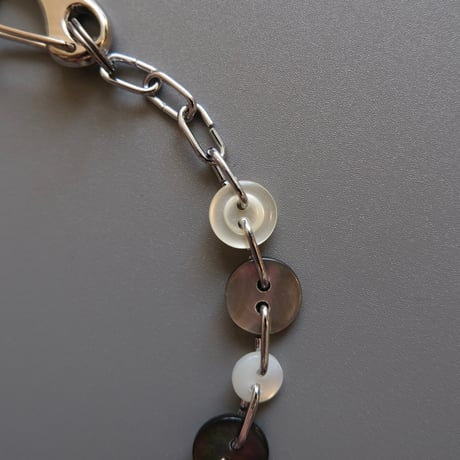 eski. original shell chain necklace "girl mascot"