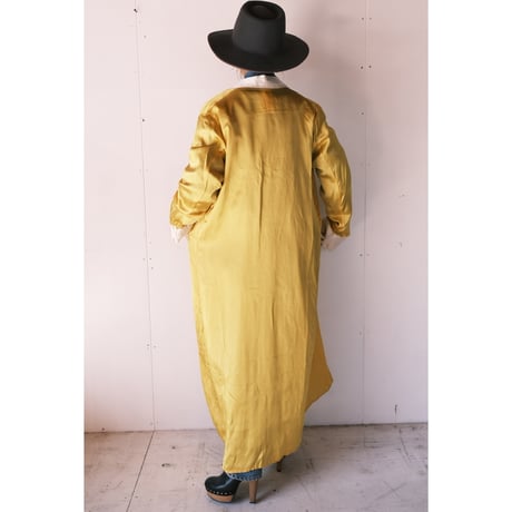 plain china gown / yellow
