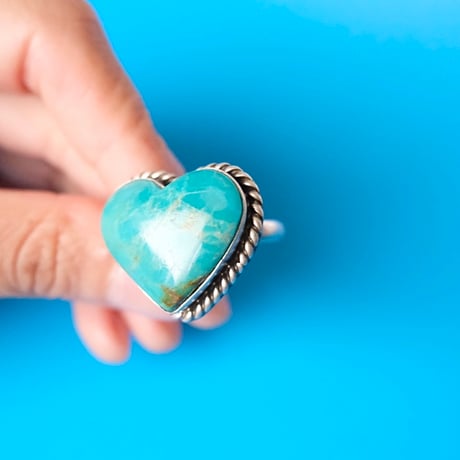 navajo / Heart  turquoise ring