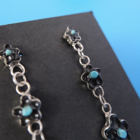 ZUNI / flower pierce
