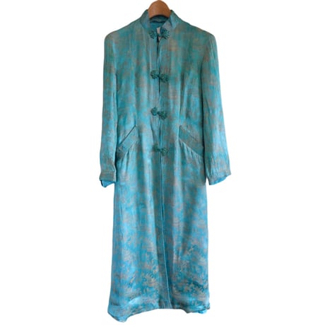 china gown / blue
