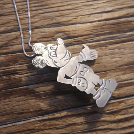 navajo "Elizabeth Whitman" /Mickey necklace