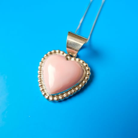 navajo / conch shell heart necklace