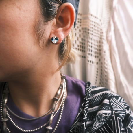 ZUNI / inlay heart pierce