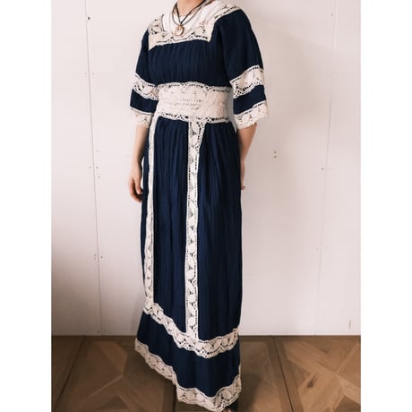 cotton × lace dress / navy