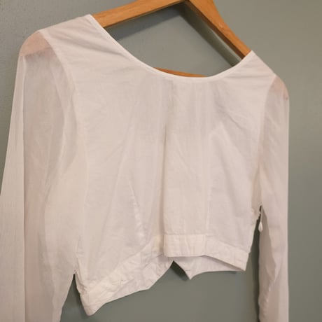 short length blouse